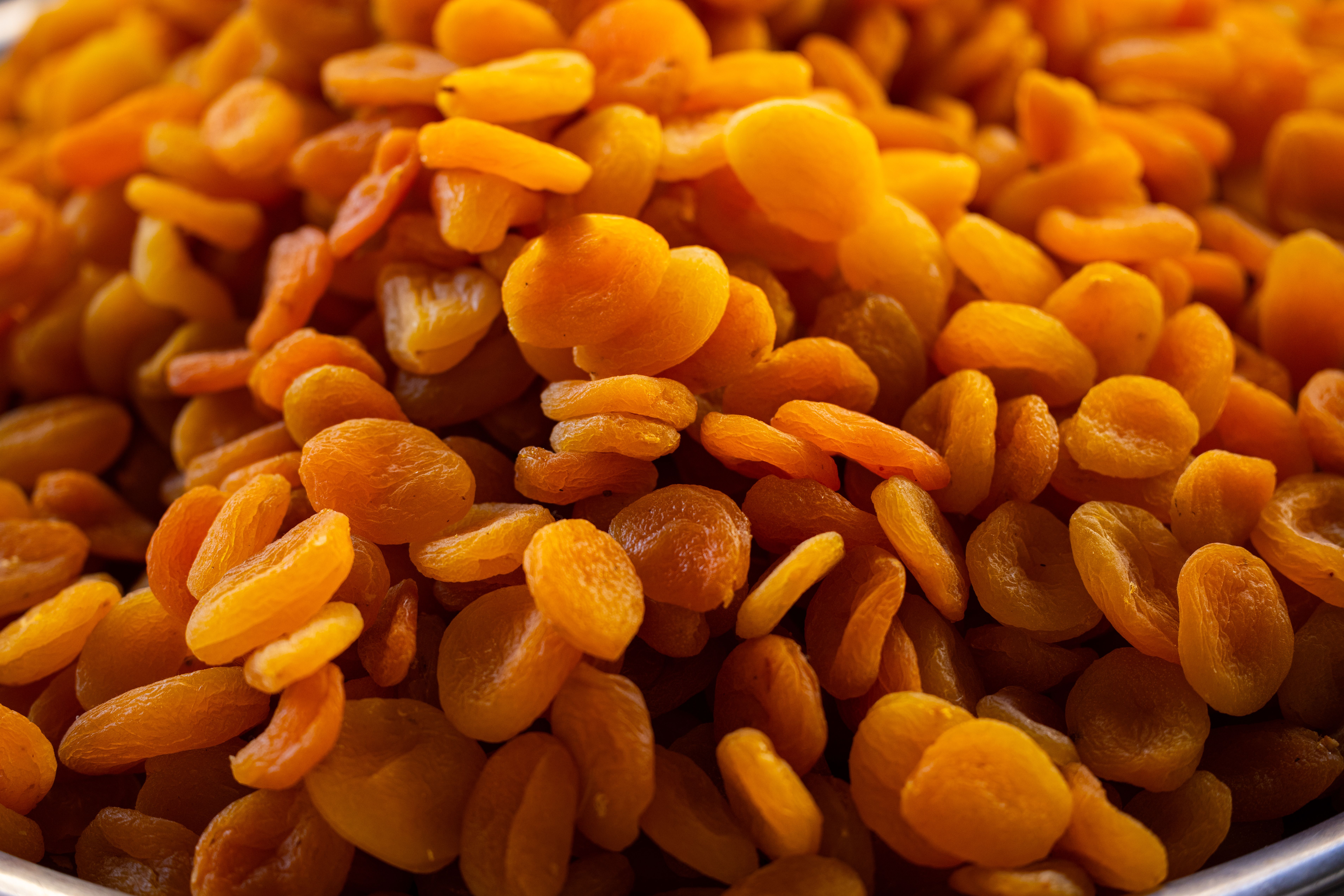 Product photo: Orange Apricots (Subhana)